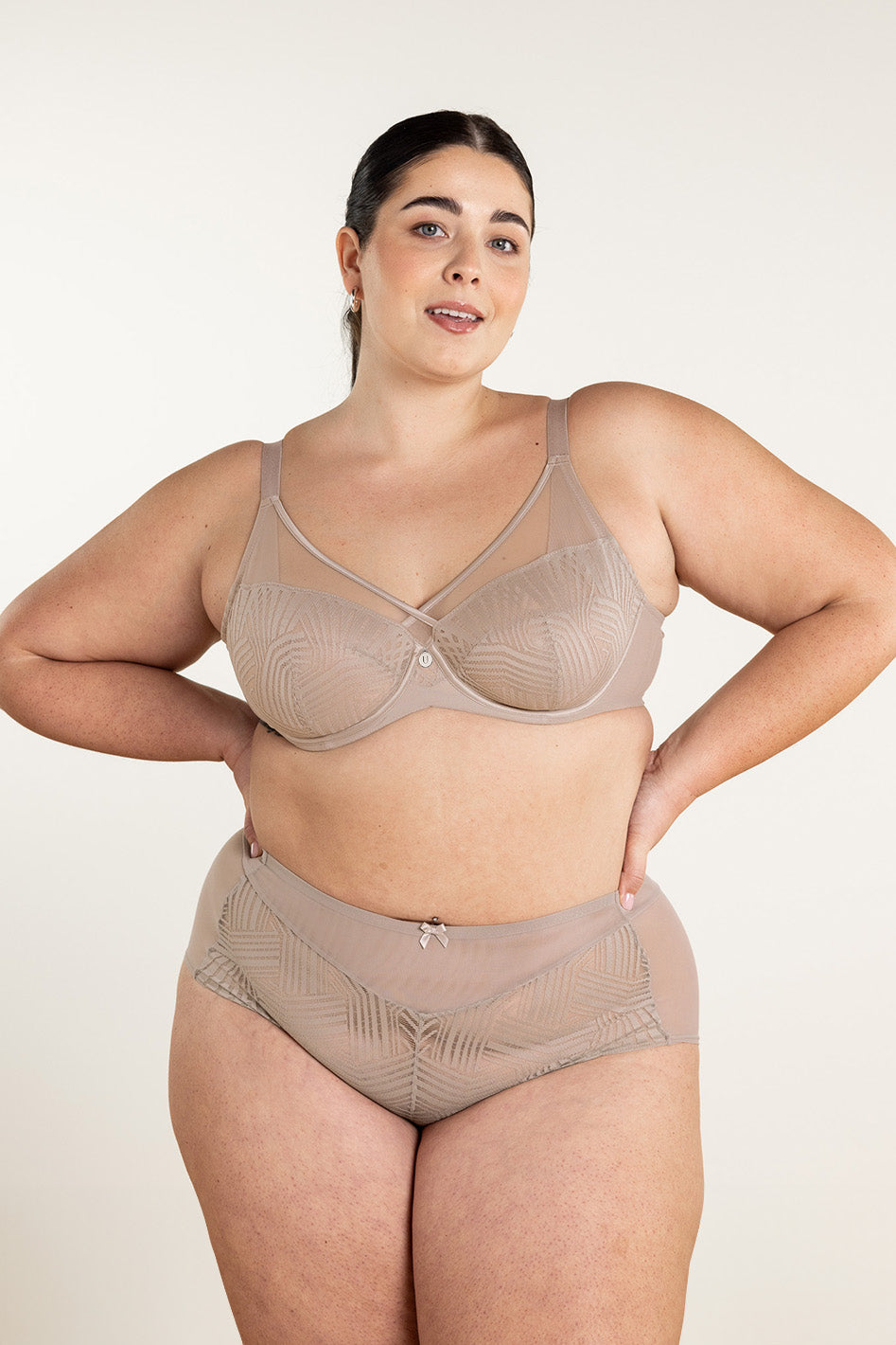 Phoebe FlexWire Unpadded Full Coverage Bra - C-H Cup