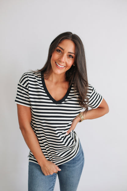 V-Neck Full Zip Breastfeeding Tee