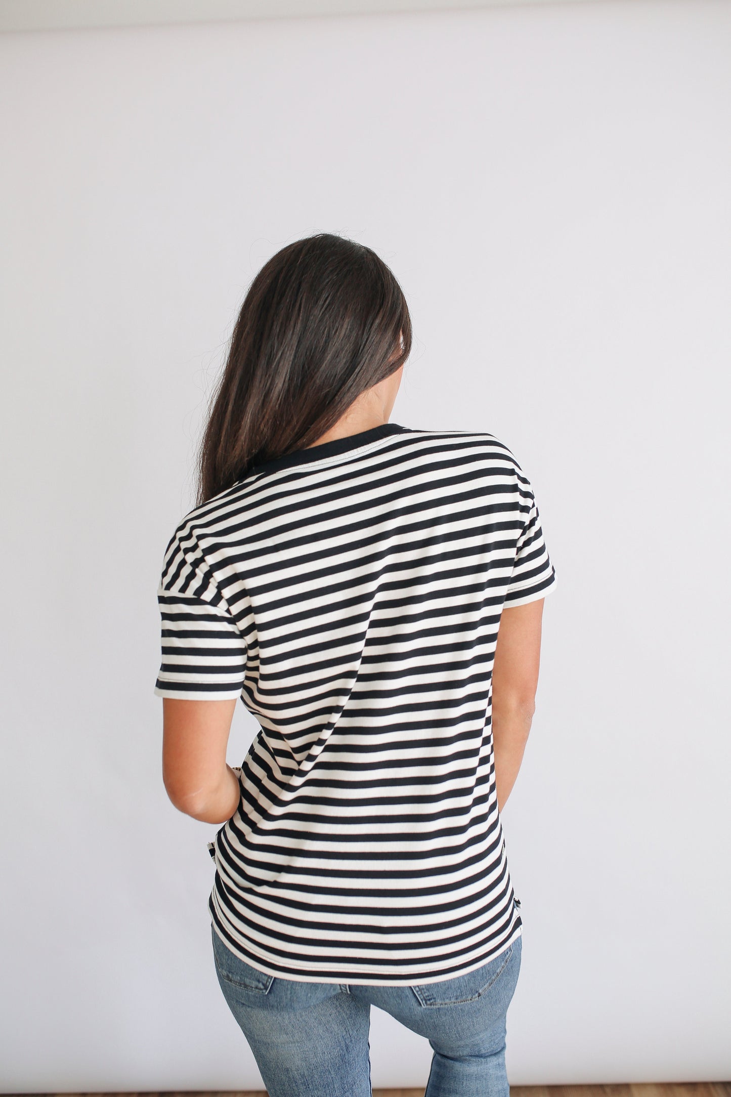 V-Neck Full Zip Breastfeeding Tee