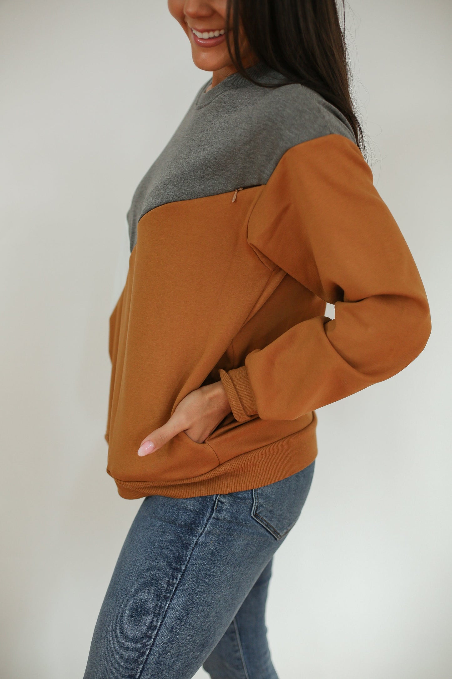 Velour Interior Diagonal Zip Breastfeeding Sweatshirt