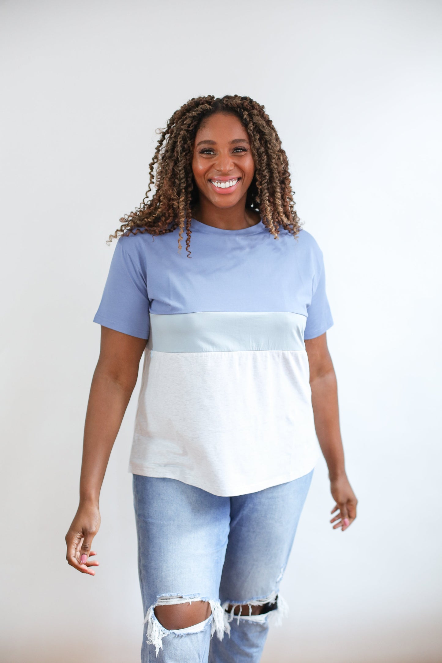 Classic Fit Invisible Zip Breastfeeding Tee